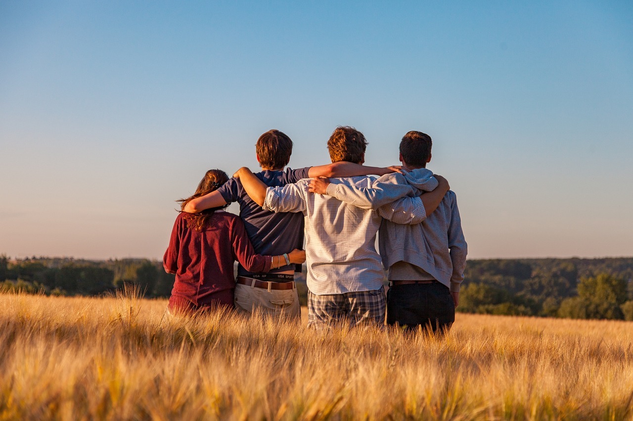 Adolescenti (Foto free di Dim Hou da Pixabay)