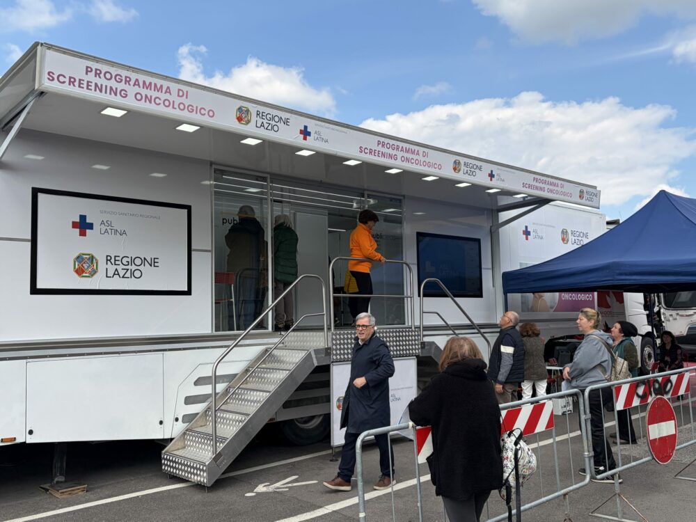 Camper Asl itinerante. Photo da Ufficio Stampa del Comune di Cisterna di Latina