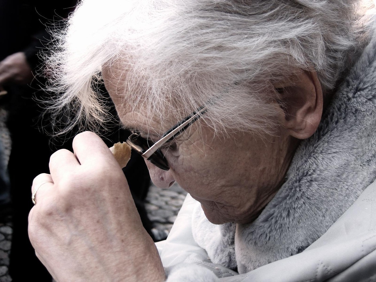 Demenza, OMS nuove linee guida 2026 (Foto free di Gerd Altmann